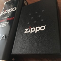 Зажигалка ZIPPO CLASSIC 218